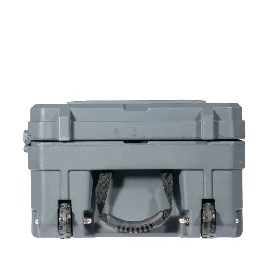 Roam 128l rugged rolling case 6 939x939